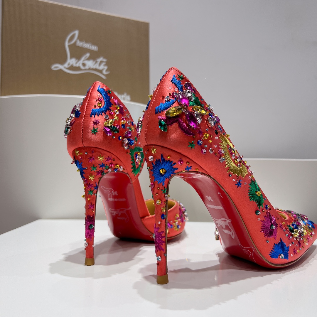 顶级版原版盒ChristianLouboutin2024s原版做货重工CL经典刺绣lRAZA高定凉鞋︎鞋