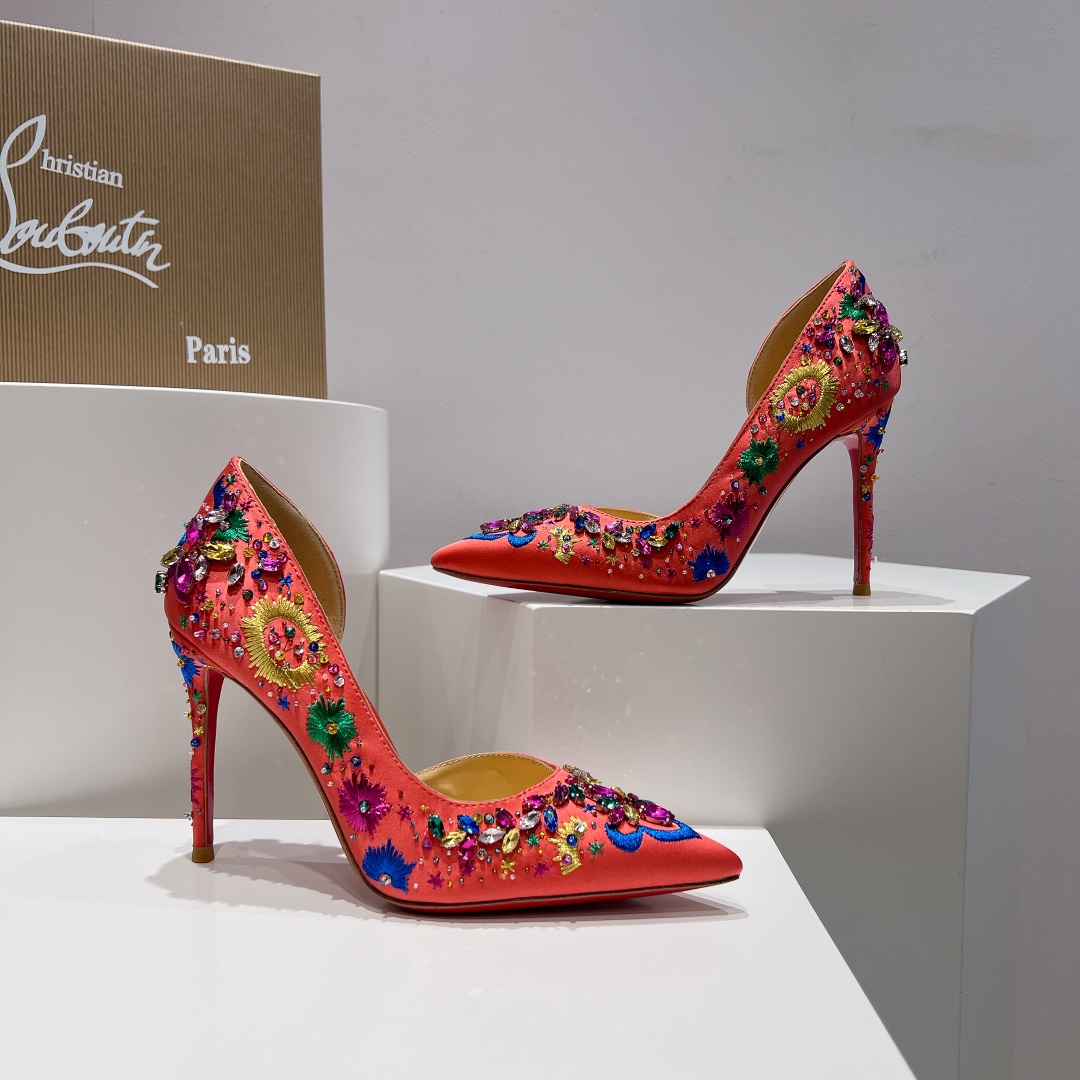 顶级版原版盒ChristianLouboutin2024s原版做货重工CL经典刺绣lRAZA高定凉鞋︎鞋