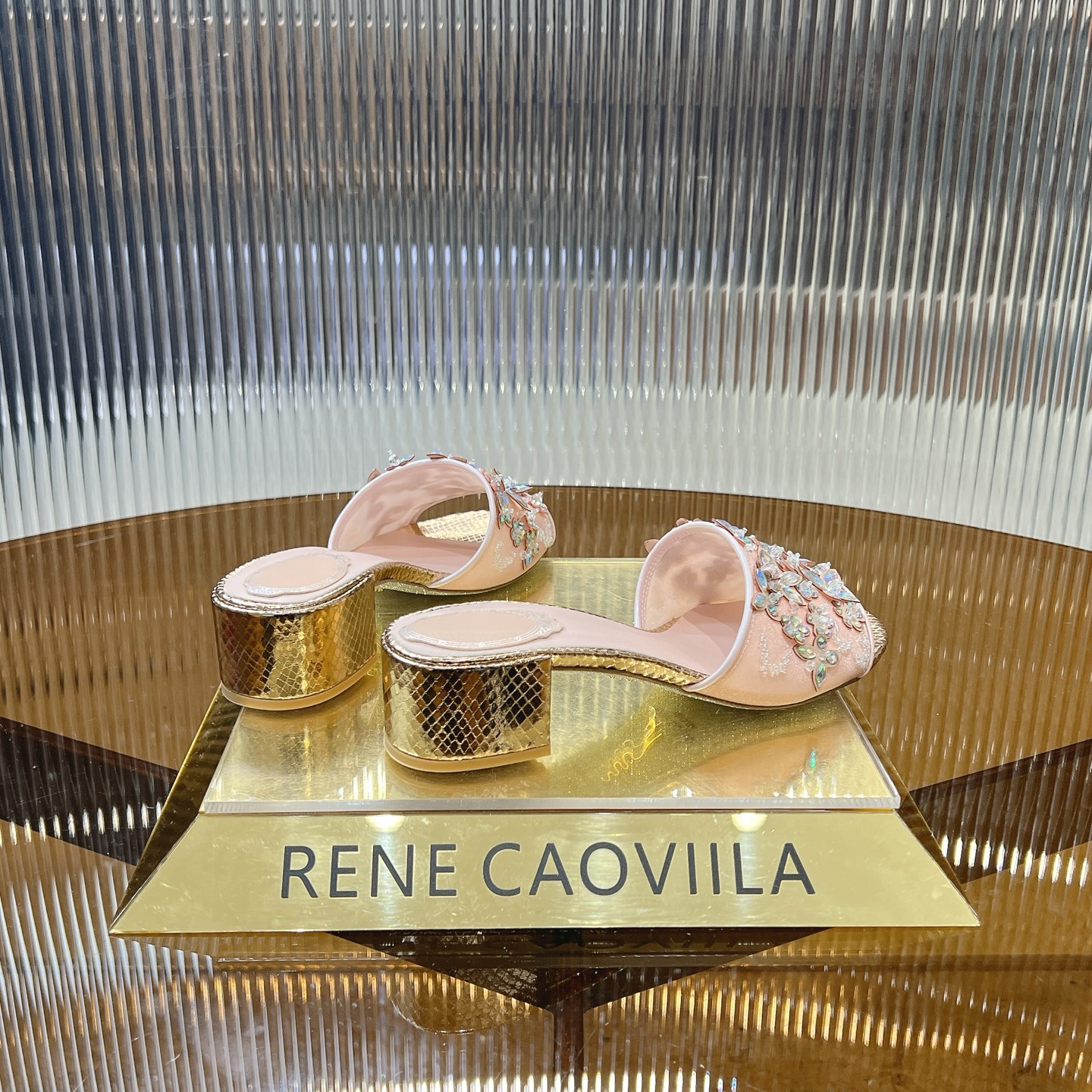 P588 High-Heeled Butterfly Sandals: Romantic, Elegant Design, 34-43 Sizes, Pink/Silver, 4.5cm Heel - 图片 3