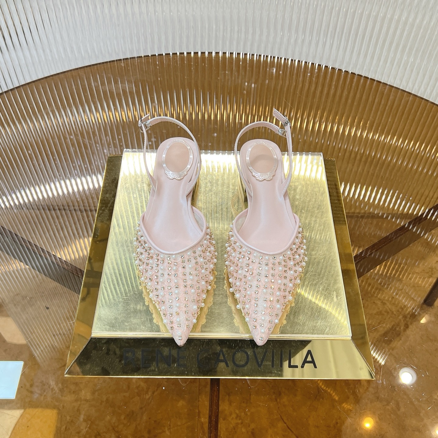 NO:257776,R C | s Heavy Industry RC Crystal Pearl Jewelry Lace Flat Heels Wedding Shoes Series Upper Imported Mesh Lace with Pearl Sheepskin Surface, Pure Handmade One-to-One Seam Diamond Customized, Imported Super Flash Expensive Swarovski Crystal Diamond, Gorgeous BlingBling Exquisite Inner Grained Pearl Sheepskin Outsole Original Consistent Glue Silver Leather Outsole Size34-43 