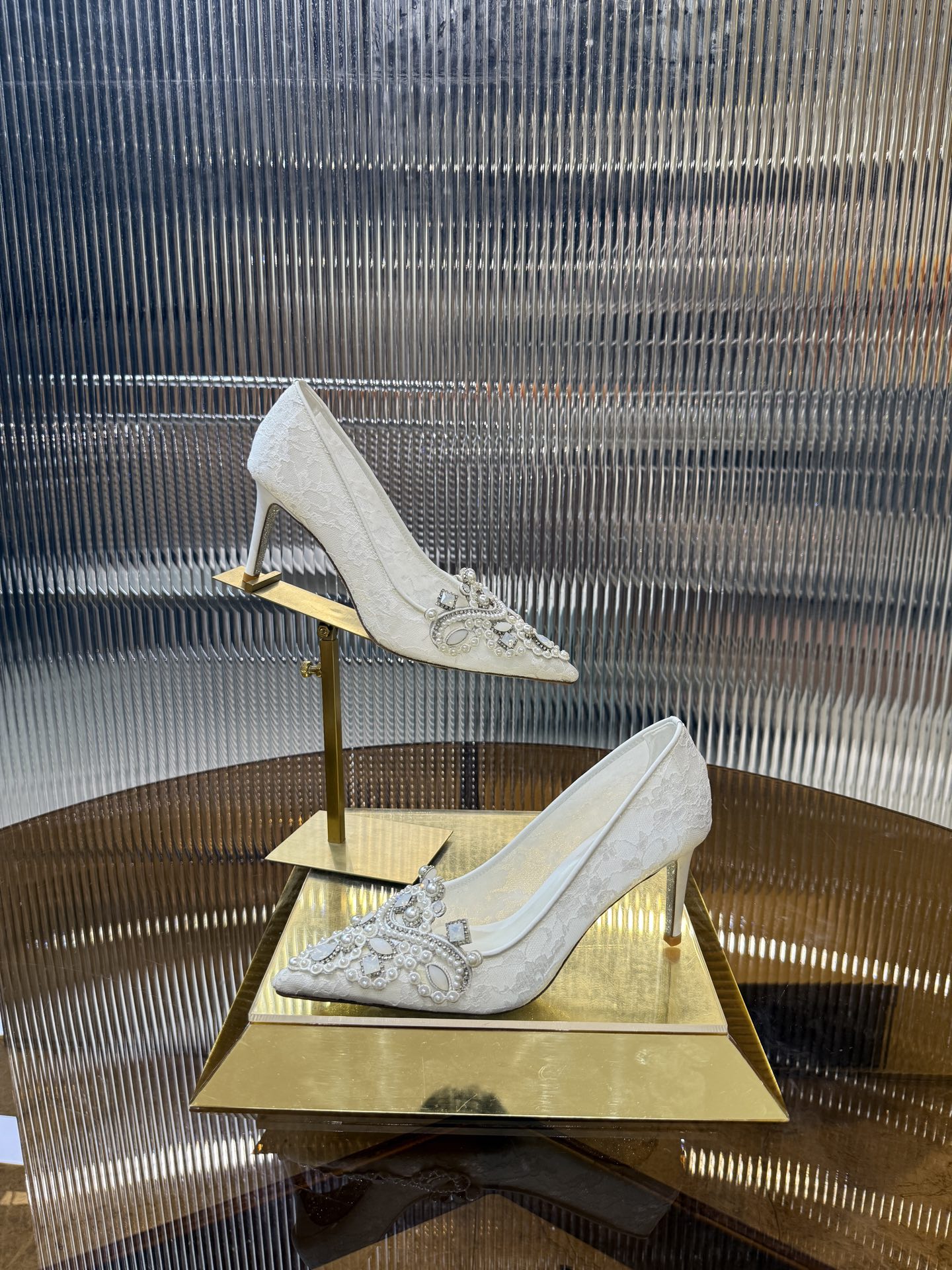 Retro Lace Embroidered High Heels: P700 Series, Sizes 34-43, Pink and White Gradual Colors - 图片 2