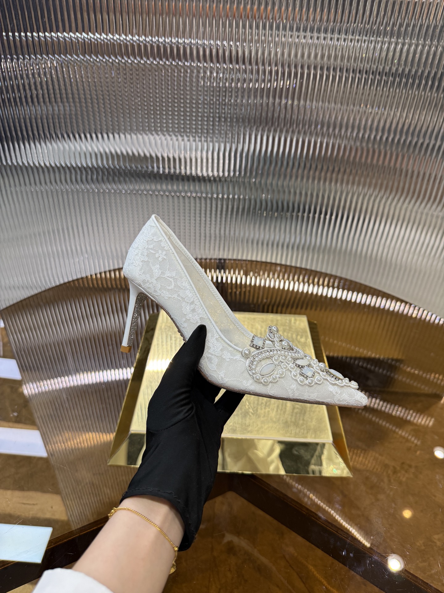 Retro Lace Embroidered High Heels: P700 Series, Sizes 34-43, Pink and White Gradual Colors - 图片 5