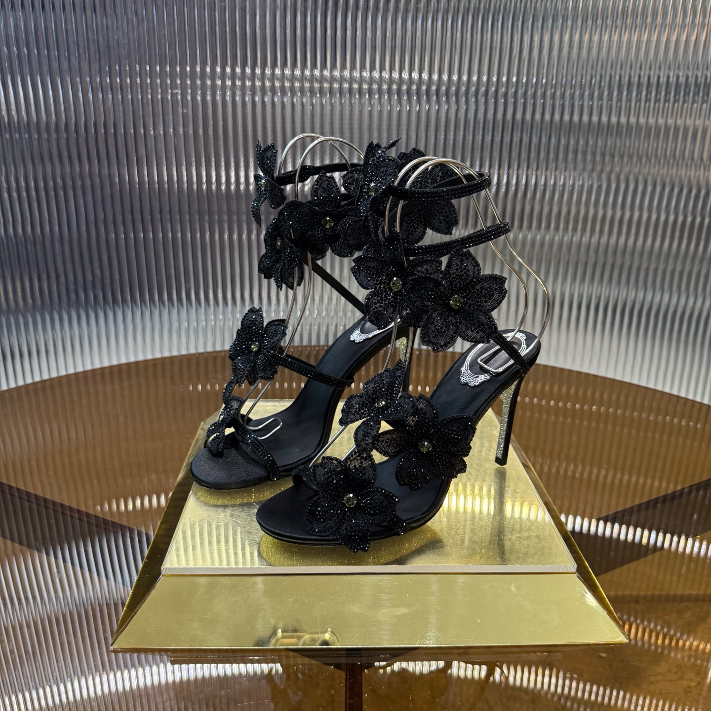 Elegant FLORIANE High Heels with Snake-Style Lace and Water Drills. - 图片 2