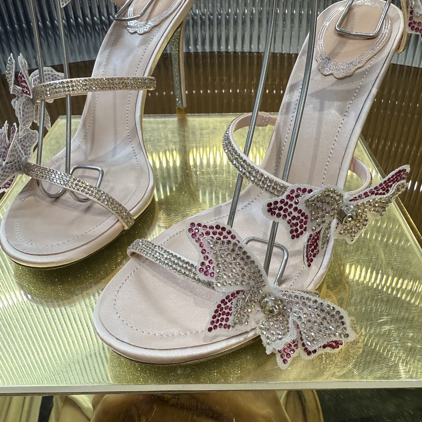Handmade Butterfly High Heels: Elegant, Noble, and Unique in 3 Colors - 图片 8