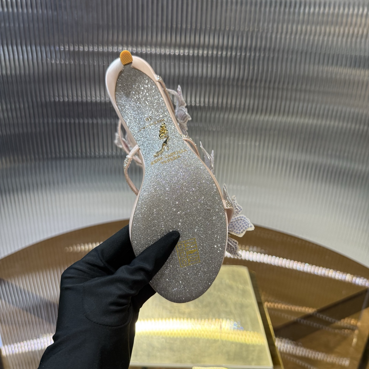 Handmade Butterfly High Heels: Elegant, Noble, and Unique in 3 Colors - 图片 9