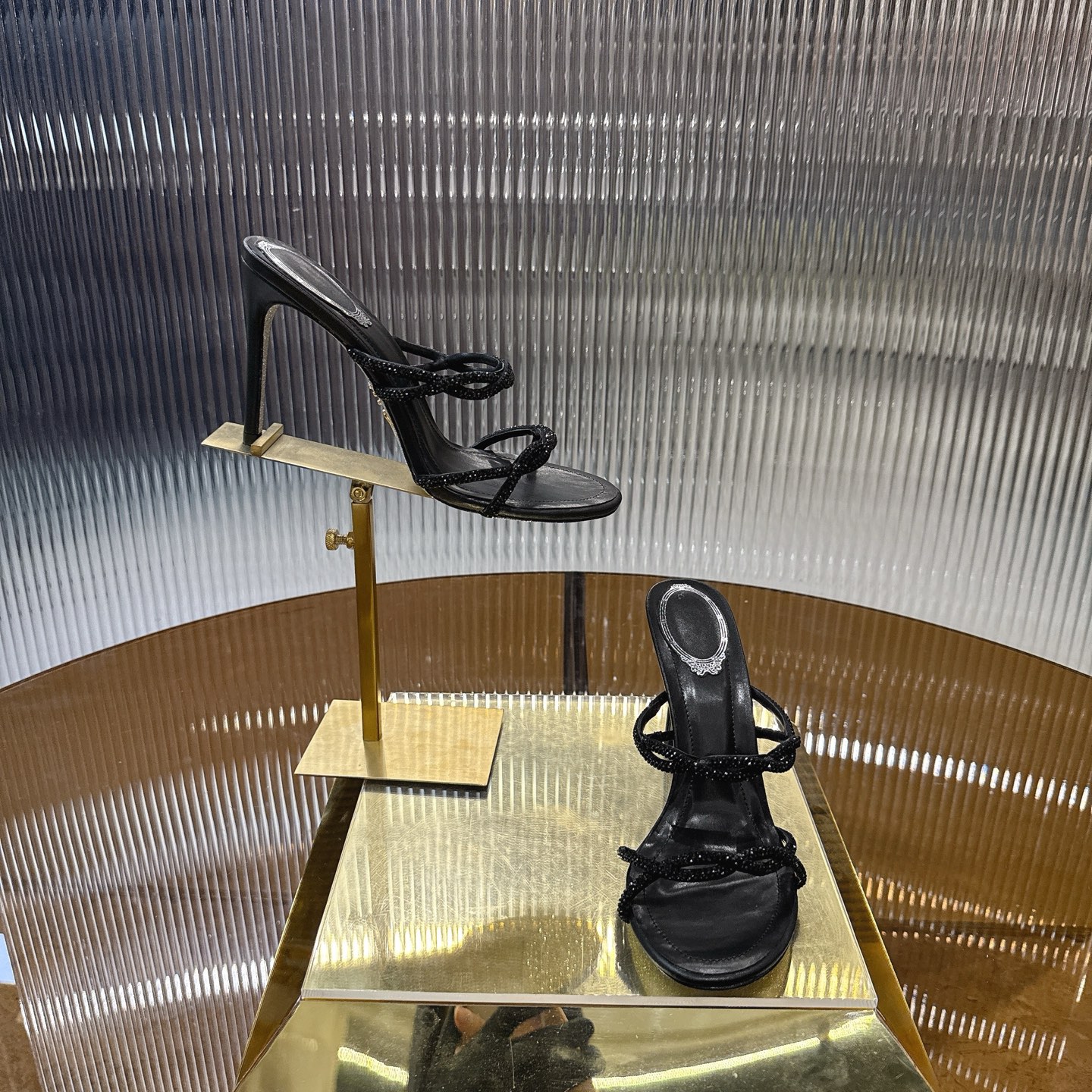 CATERINA Crystal Heel Pumps: Elegant design with bright water drills, perfect for elegance. - 图片 6