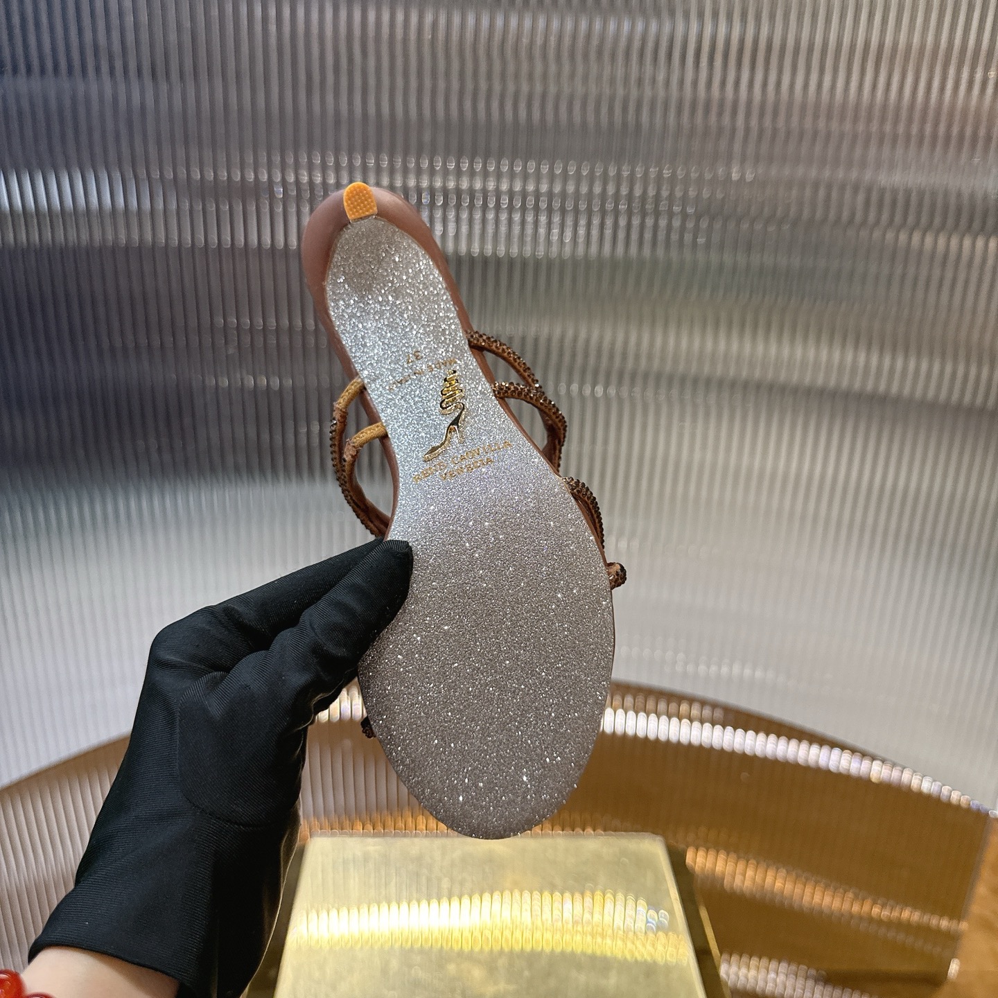 Luxurious Crystal Heel Pumps with Viper Design – CATERINA Collection - 图片 9