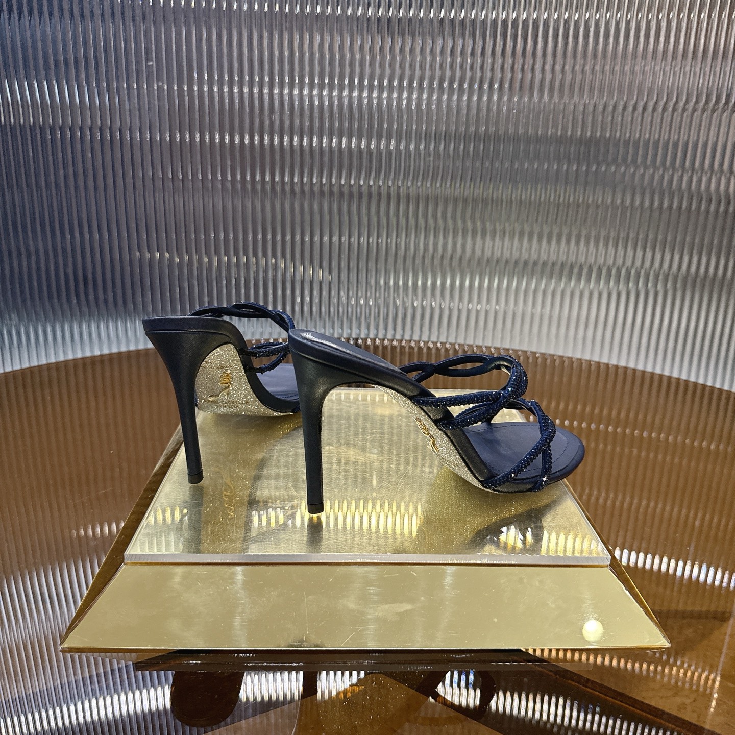 Stylish Crossline Heels with Crystal Details for Elegance – CATERINA P650 Collection - 图片 3