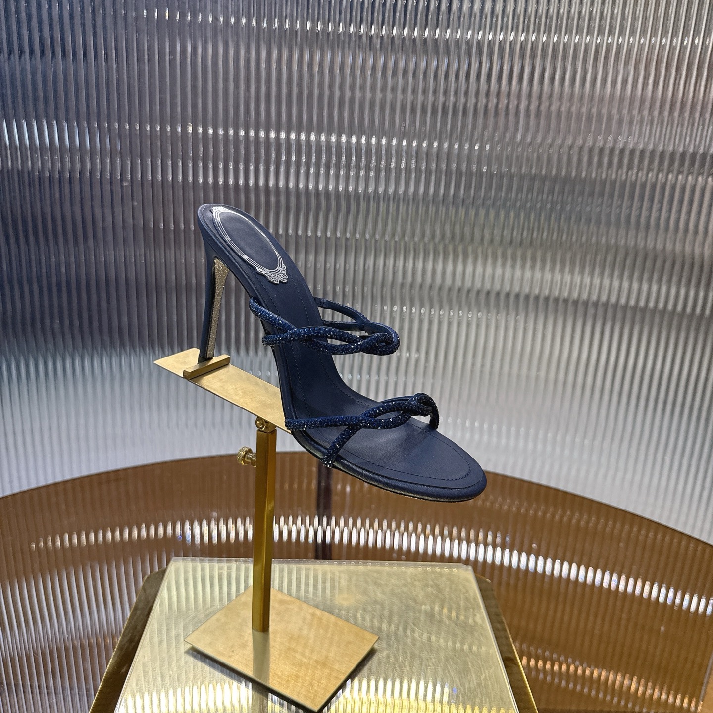 Stylish Crossline Heels with Crystal Details for Elegance – CATERINA P650 Collection - 图片 7