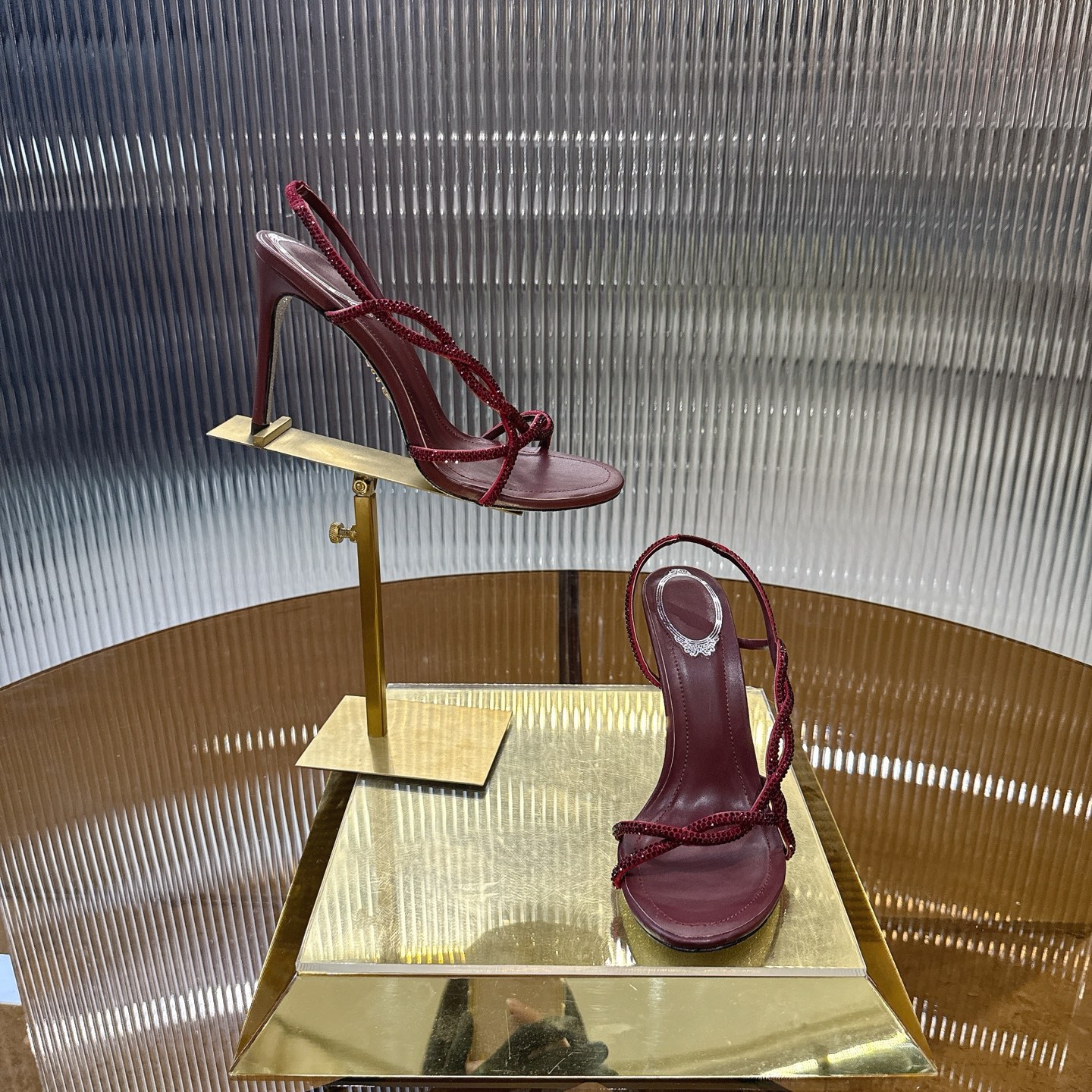 Stylish Crystal Heel Shoes by CATERINA: Elegant design with bright water drills, perfect for elegance. - 图片 6