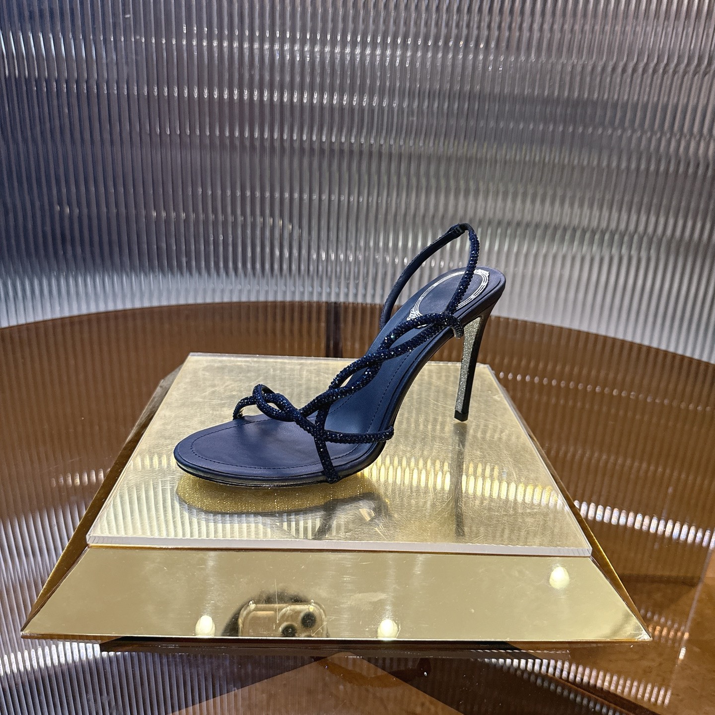 Luxurious Crystal Heeled Pumps by CATERINA – Elegant and Stunning Design - 图片 4