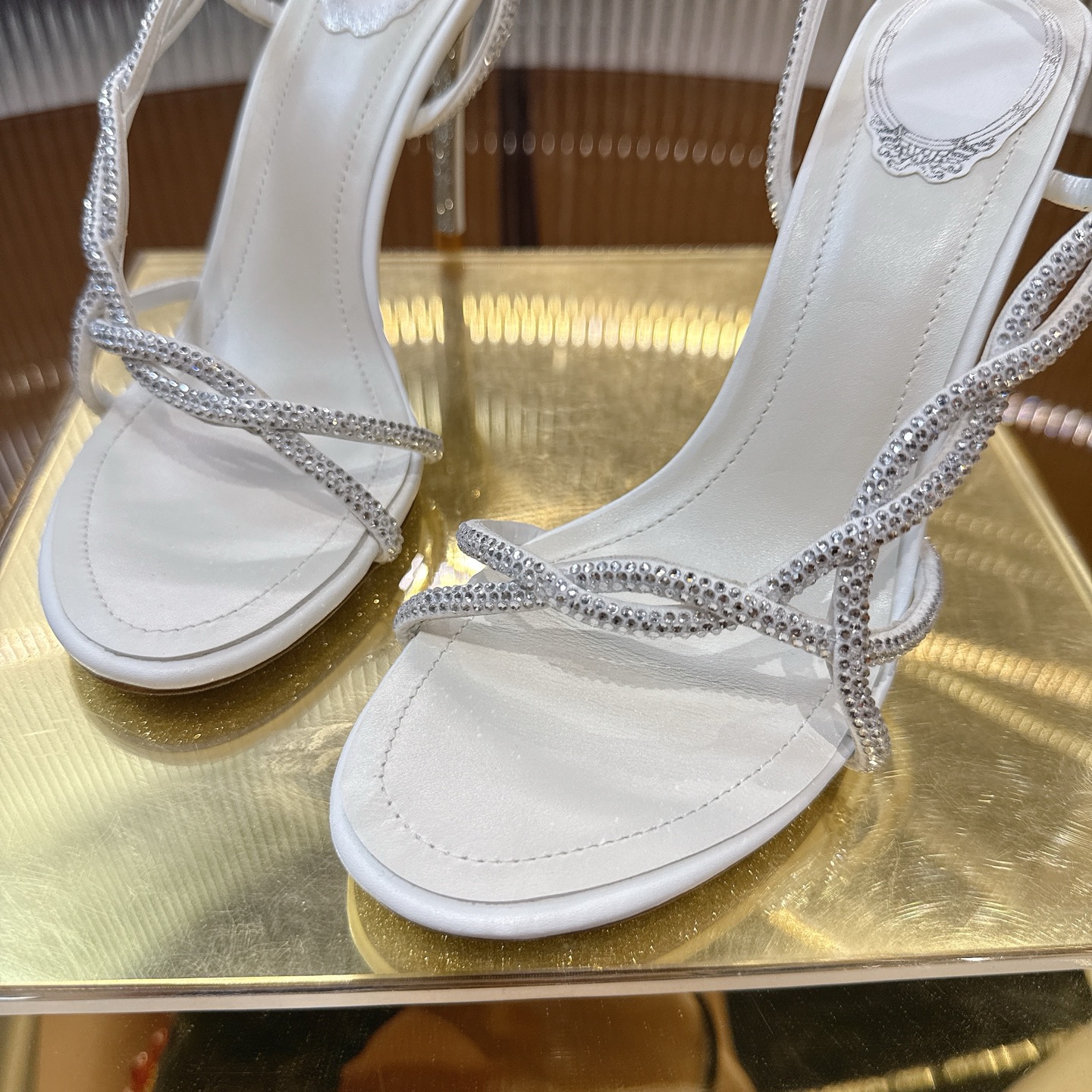 Stylish Crystal Heel Pumps: CATERINA’s Viper-inspired design with dazzling water drills. - 图片 8