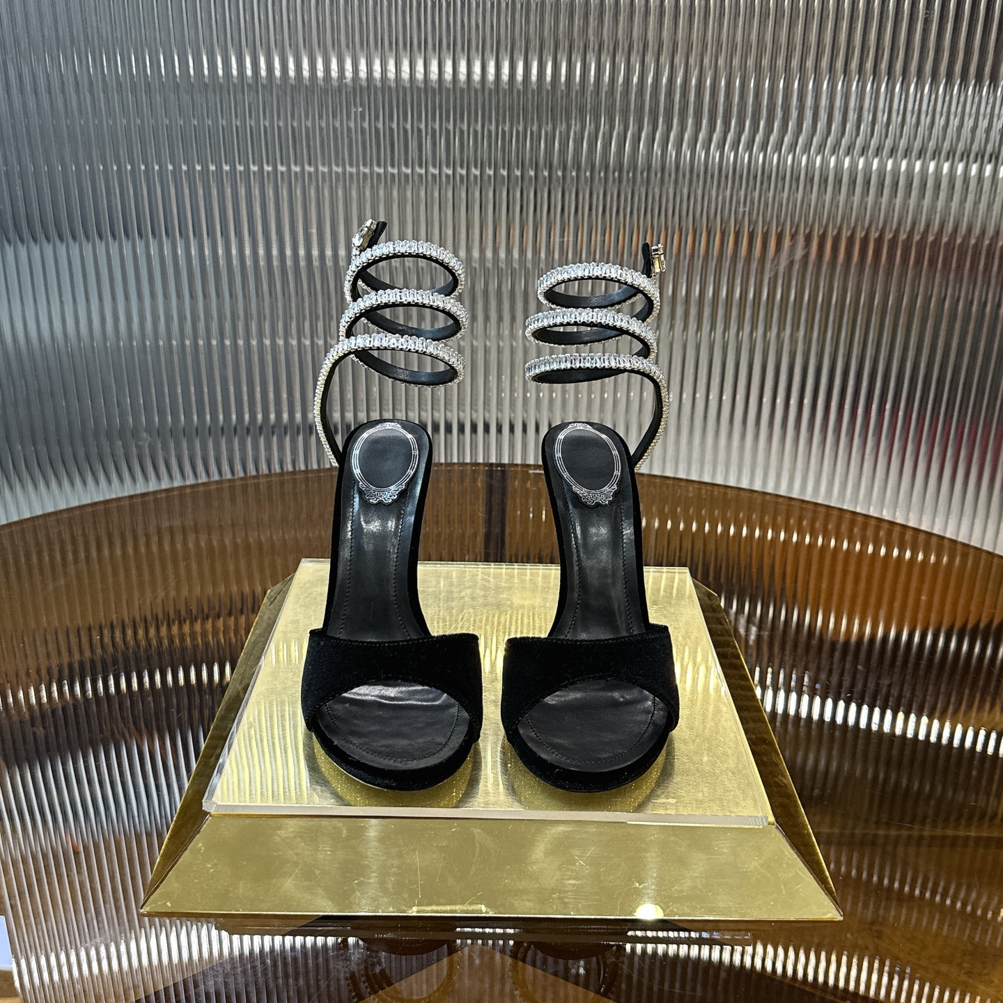 NO:725433,Exclusive top version R C | 2026s heavy industry RC snake-shaped popular series, real zircon diamond chain wrapped anklet high-heeled sandals ℡ imported silk upper + zircon chain lining grained pearl sheepskin. foot pads outsole original high-density leather outsole Size34-43 '34.40.41.42.43 customized non-returnable' Color Leather Black Orange Gold Suede Black  Burgundy dark blue, heel height about 9.5cm, high heels, sandals, high heels, sheepskin, real silk, Leather soles19860909独家顶级版 R C | 2026s重工RC蛇形爆红系列,真锆石镶钻链条缠绕脚环高跟凉鞋℡ 鞋面进口真丝+锆石链条 内里粒面珠光羊皮里.垫脚 大底原版一致高密度真皮大底 Size34-43「34.40.41.42.43订做不退换」 Color皮面 黑色 橙色 金色 绒面 黑色 酒红色 深蓝色 跟高约9.5cm,高跟鞋,sandals,high heels,sheepskin,real silk,Leather soles,Women's Shoes