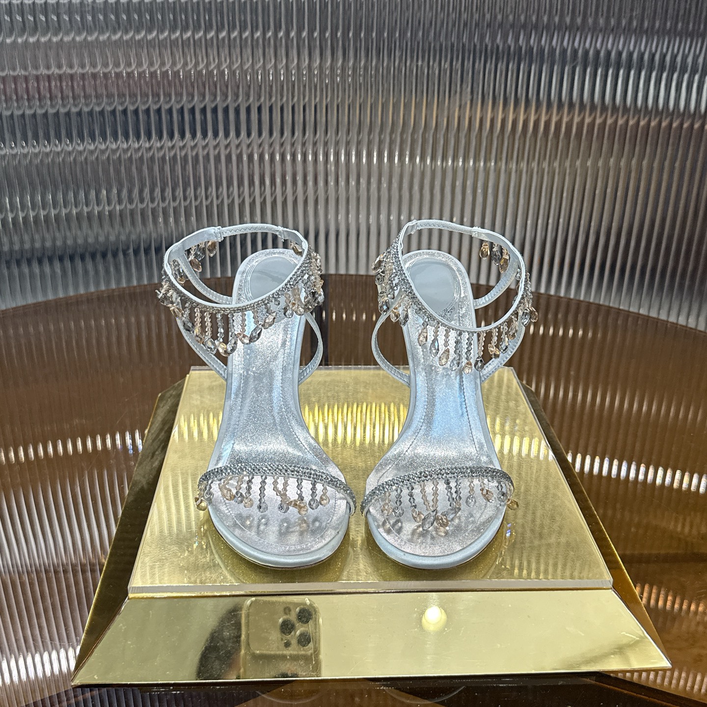 NO:760831,Top version R C | 2026s Heavy Industry original production, the new crystal tassel chandelier is really stunning, smart and charming℡ Grained pearlescent sheepskin lining on the inside Outsole Original leather outsole Size34-43 '34.40.41.42.43 Customized and non-returnable' Color3 colors Heel height about 8.0cm, high heels, high heels, sheepskin, Leather soles19860909顶级版 R C | 2026s 重工原版做货,新款水晶流苏吊灯真的很绝,灵动又迷人℡ 内里粒面珠光羊皮里 大底原版一致真皮大底 Size34-43「34.40.41.42.43订做不退换」 Color3个配色 跟高约8.0cm,高跟鞋,high heels,sheepskin,Leather soles,Women's Shoes