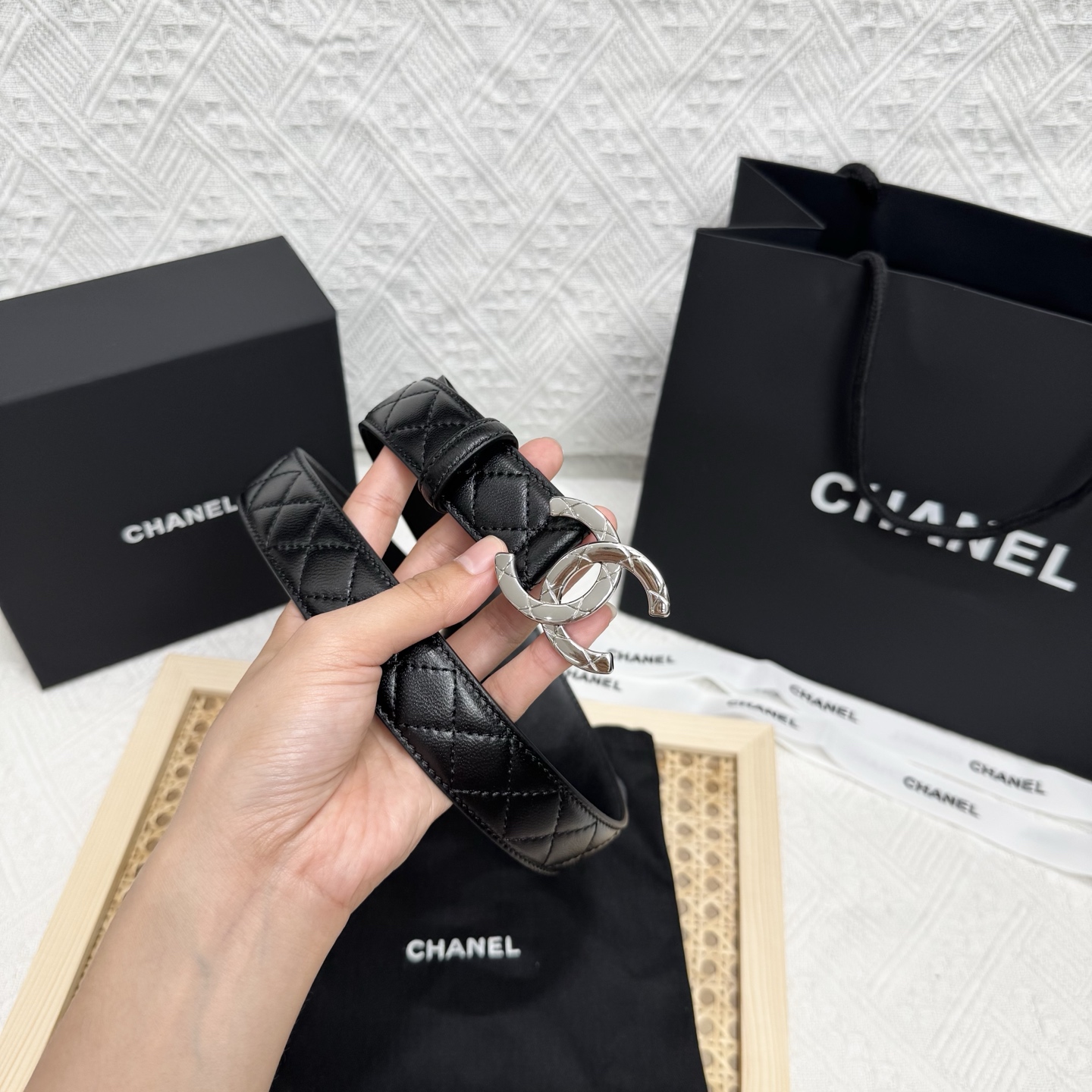 上質でスタイリッシュなベルトを厳選