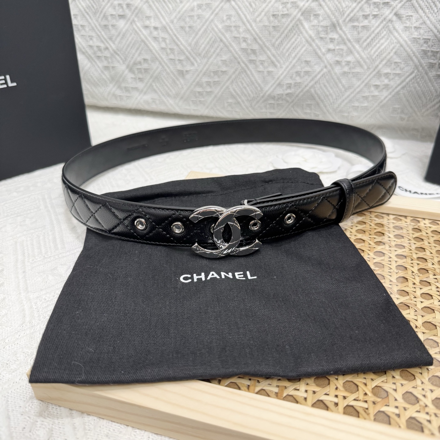 上質でスタイリッシュなベルトを厳選