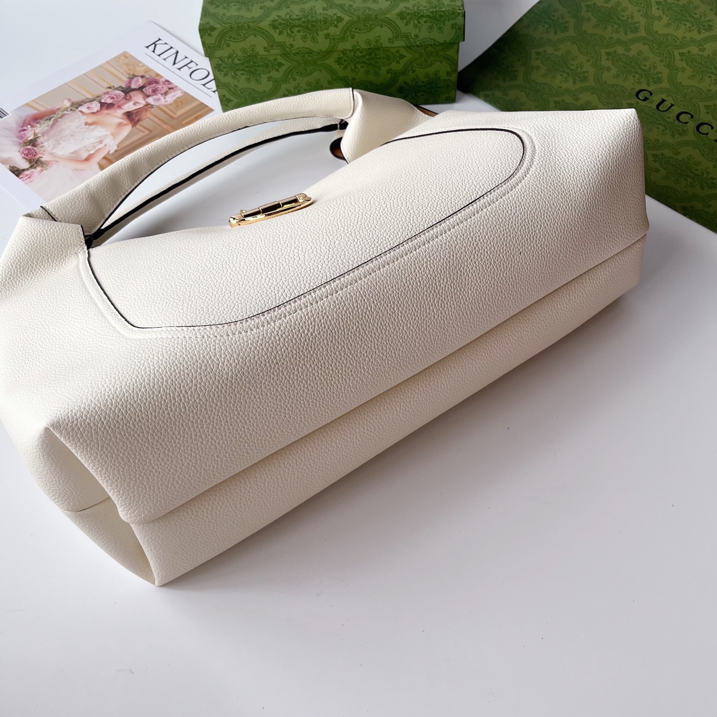 ❤️❤️❤️【G】 Gucci softbit 肩背包,新款Gucci Softbit系列肩背包匠心融