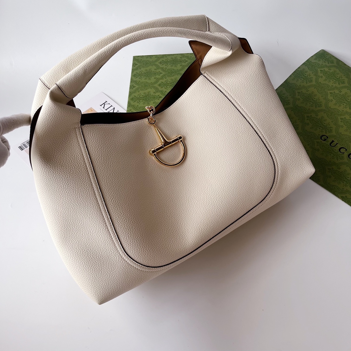 ❤️❤️❤️【G】 Gucci softbit 肩背包,新款Gucci Softbit系列肩背包匠心融
