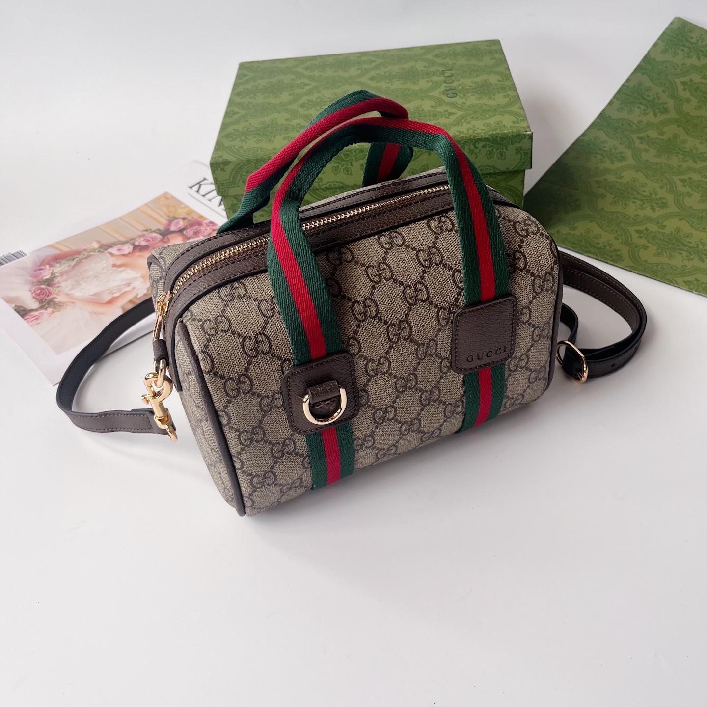 GGミニ手袋 - クラシックな旅行デザインと現代的なスタイル