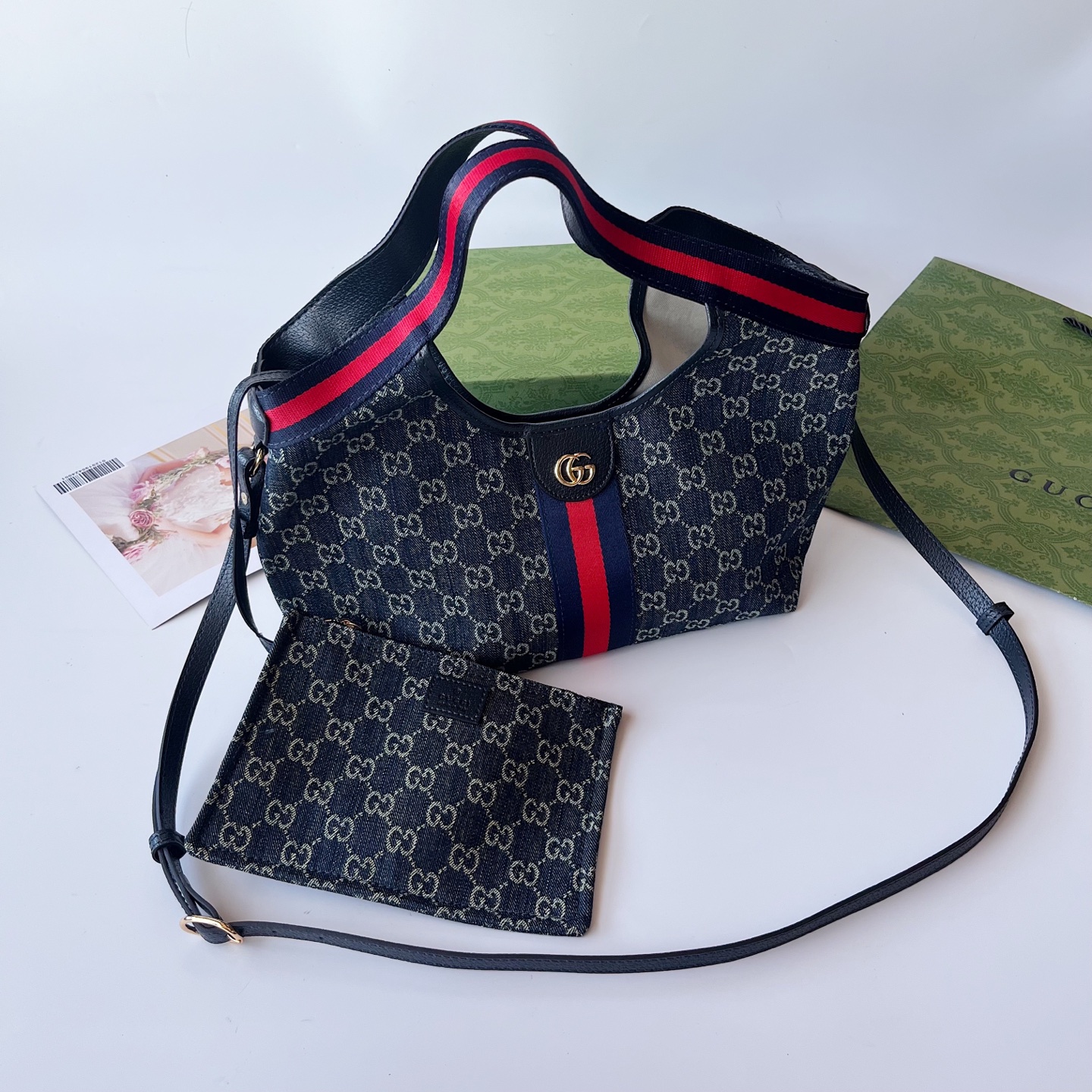 Giglio小号版トートバッグ - イタリアの伝統と革新を感じるデザイン