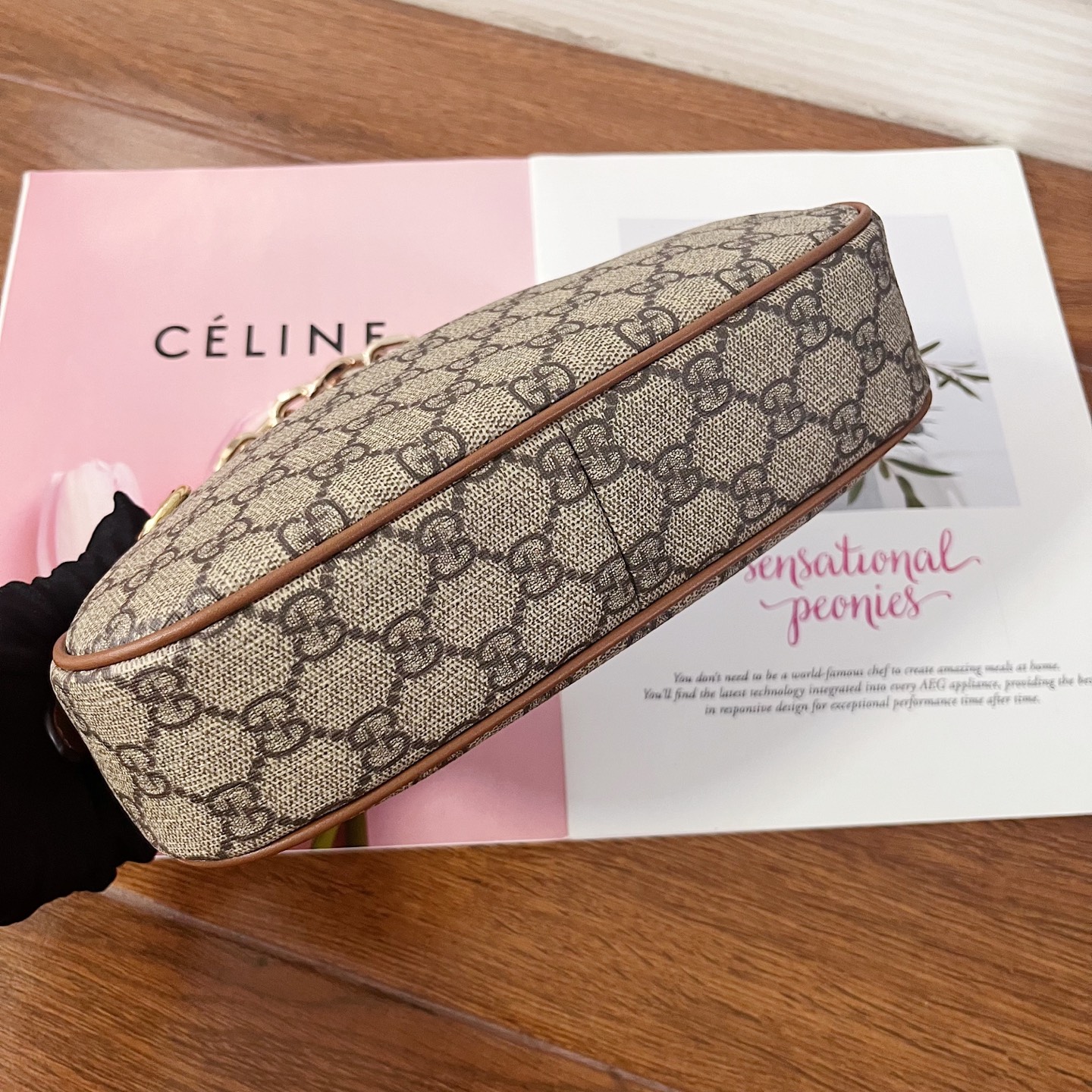 Gブランド GG Emblem ショルダーバッグ - 優雅なデザインと高品質