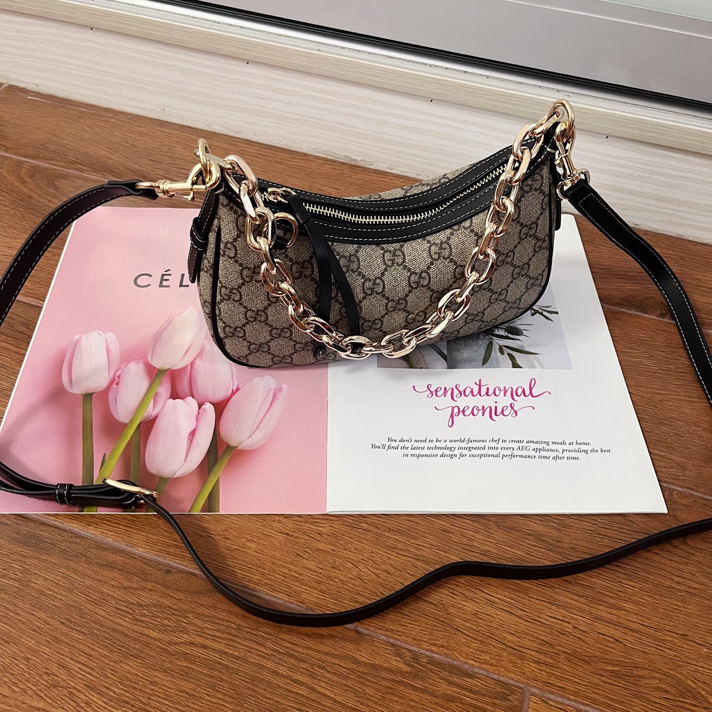 GG Emblemシリーズ ショルダーバッグ - エレガントなデザインと優れた工芸