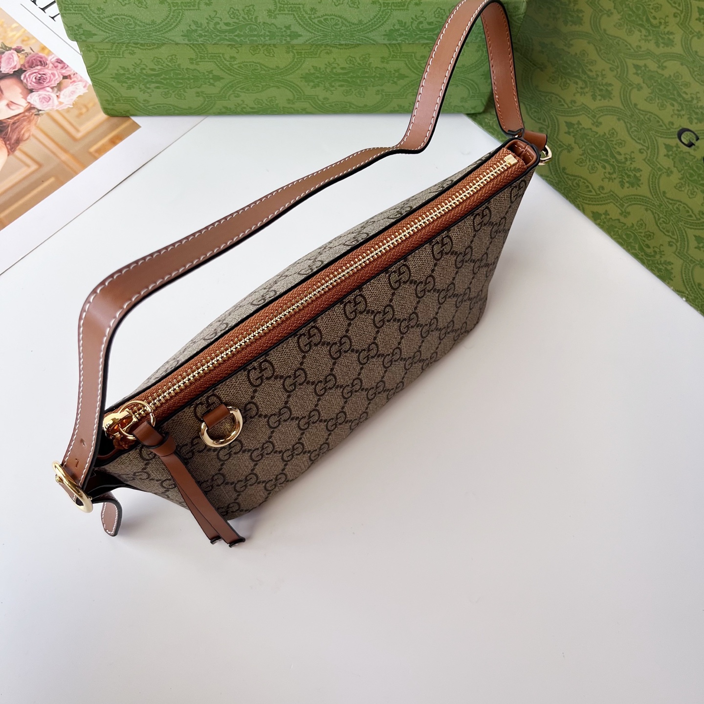 GG Emblemシリーズ P400 - 原版皮と五金の高級バッグ