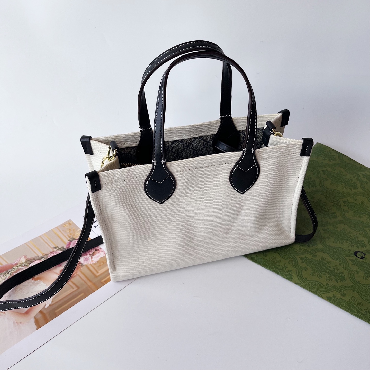 GUCCI古驰 トート帆布バッグ小号 大容量 手提げ・ショルダー兼用