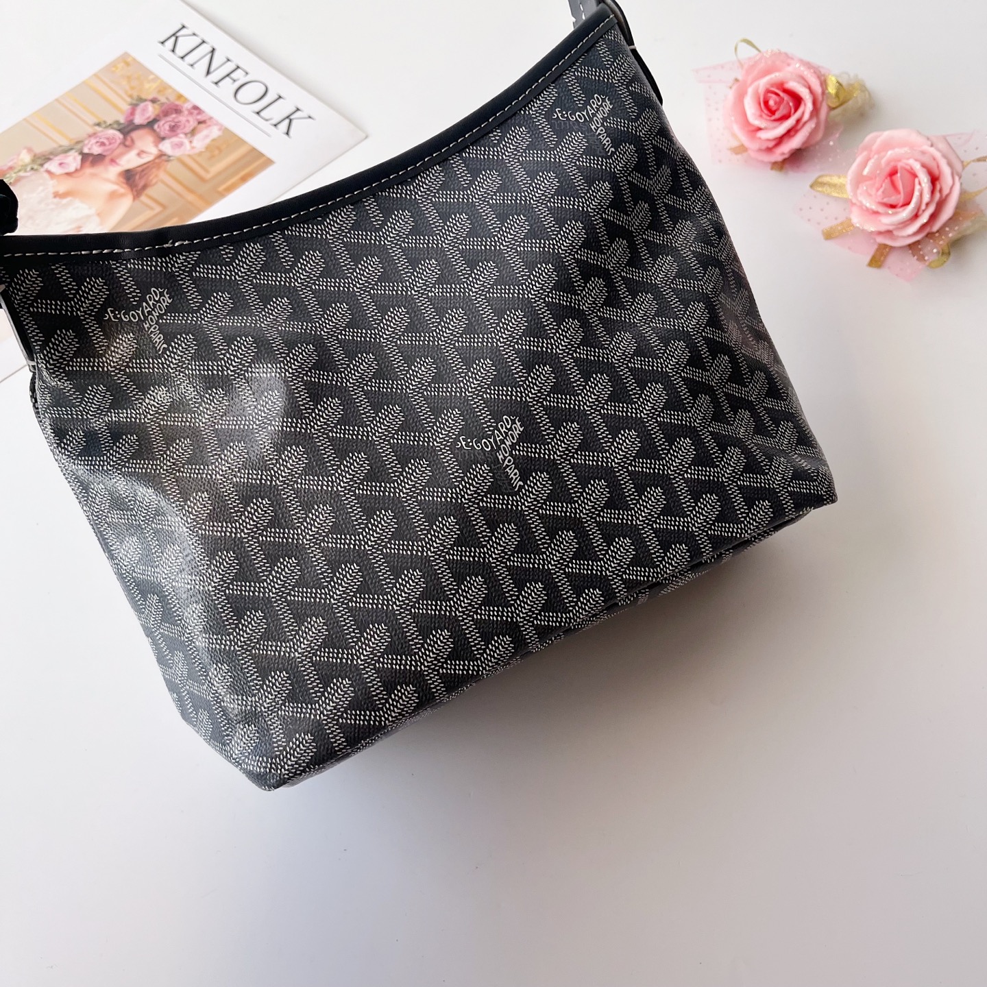 ❤️❤️❤️ 小号Goyard mini hobo 流浪包腋下包，灵感来自波西米亚流浪的生活哲学，两大王