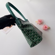 ❤️❤️❤️ 小号Goyard mini hobo 流浪包腋下包,灵感来自波西米亚流浪的生活哲学,两大王 ❤️❤️❤️ 小号Goyard mini hobo 流浪包腋下包,灵感来自波西米亚流浪的生活哲学,两大王
