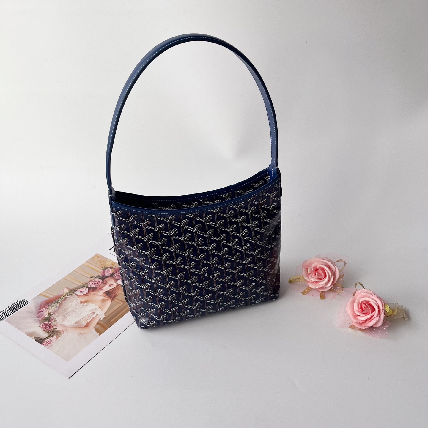 ❤️❤️❤️ 小号Goyard mini hobo 流浪包腋下包，灵感来自波西米亚流浪的生活哲学，两大王