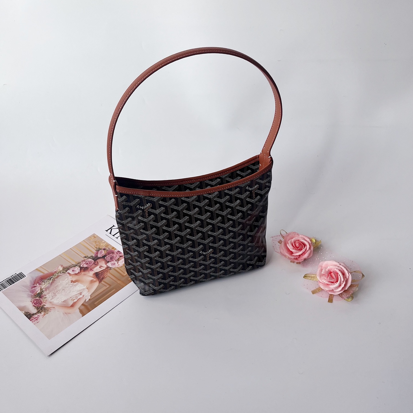 ❤️❤️❤️ 小号Goyard mini hobo 流浪包腋下包，灵感来自波西米亚流浪的生活哲学，两大王