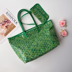 ❤️❤️❤️这款限量版SAINT LOUIS中号包袋,参与限定四季炫彩帆布打造,灵感源自绚烂的四季色调从 ❤️❤️❤️这款限量版SAINT LOUIS中号包袋,参与限定四季炫彩帆布打造,灵感源自绚烂的四季色调从