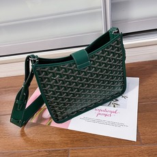 ❤️❤️❤️年度心动选手Goyard Musette斜挎包,戈雅2026的这只新包,真的越看越上头简约的 ❤️❤️❤️年度心动选手Goyard Musette斜挎包,戈雅2026的这只新包,真的越看越上头简约的
