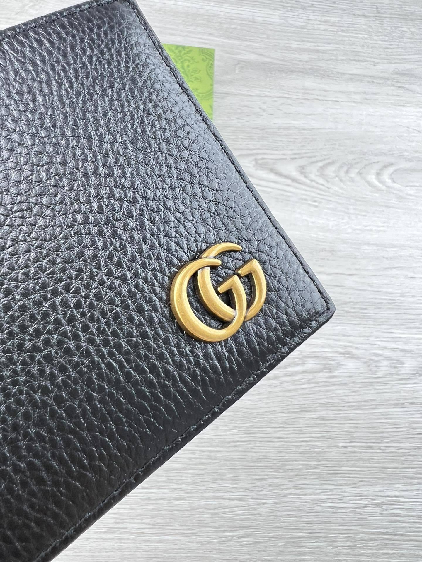 【产品名称 】:GUCCI(原版皮)【产品型号 】:【产品品质 】:原版皮【产品材质 】:进口牛皮【产品