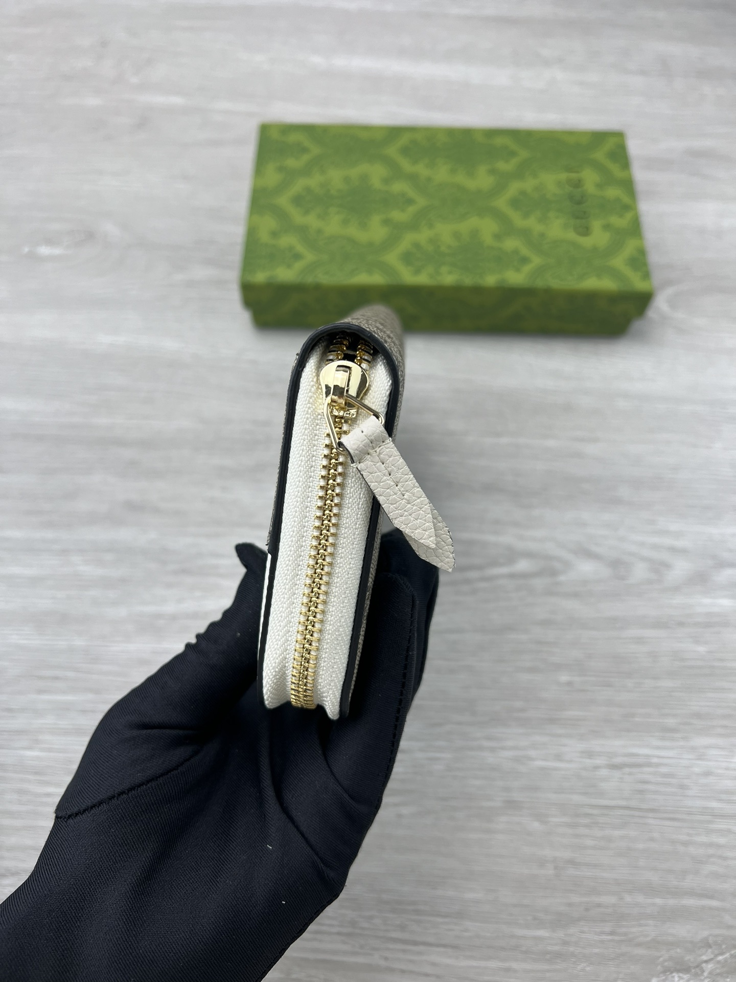 采用进口牛皮,进口线,‼️新款Ophidia系列❣ 采用意大利进口小牛皮,配以经典双G五金,新的式样和轮