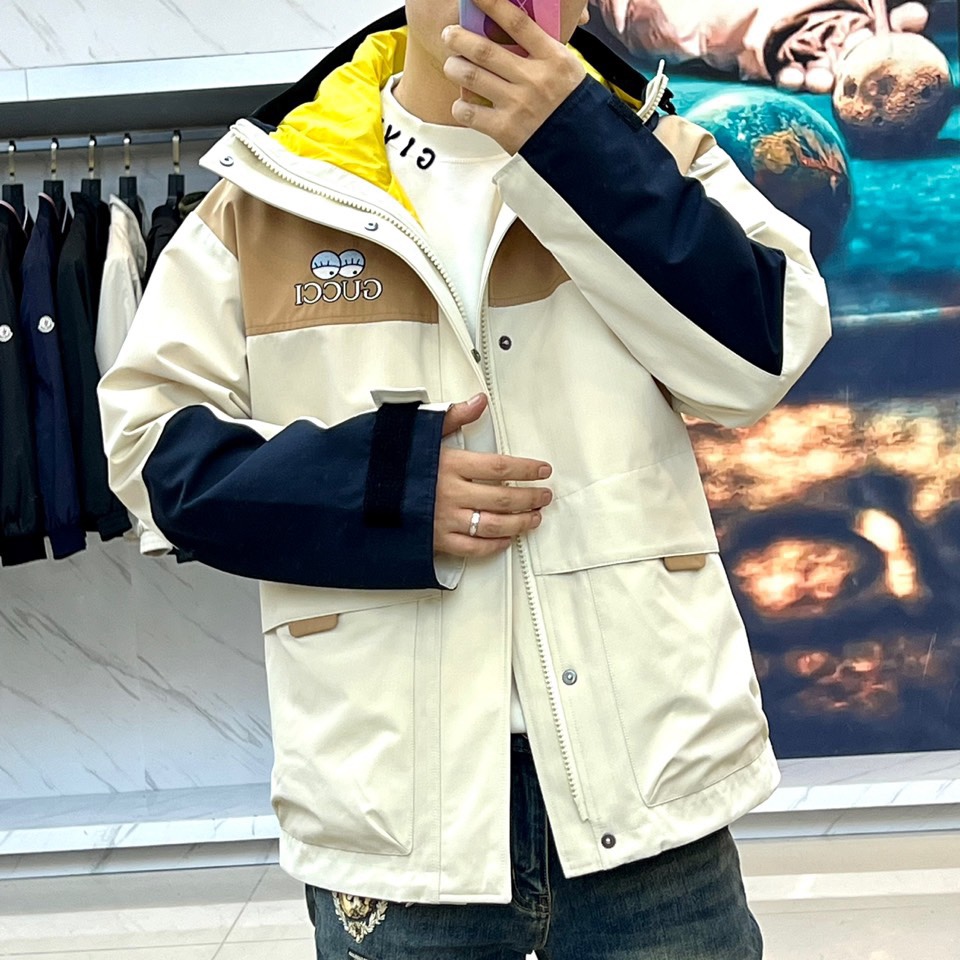 Gucci Color Block Windproof Hooded Jacket with Embroidered Logo 3 i1724434652 4604 8