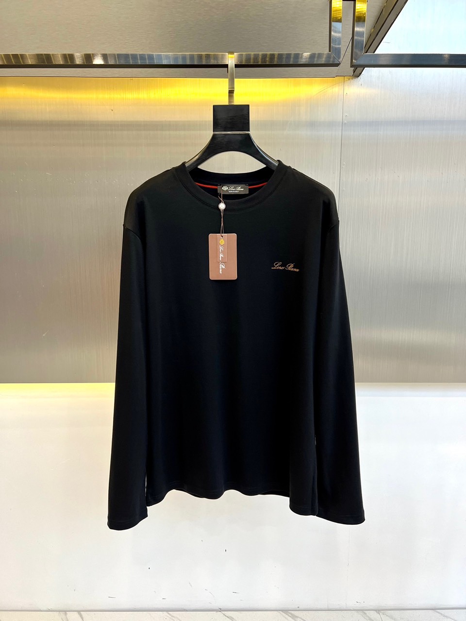 LoroPiana24s早秋LP老钱风易穿搭系列对于面料与版型细节有极高要求的选这款.入手随意对比商场衣