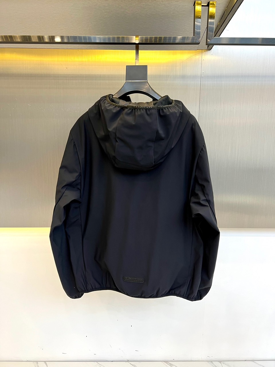 Moncler/蒙口2024FW新款连帽滑雪系列冲锋衣羽绒服外套质感极致全压胶工艺防水透气面料堪称Mon