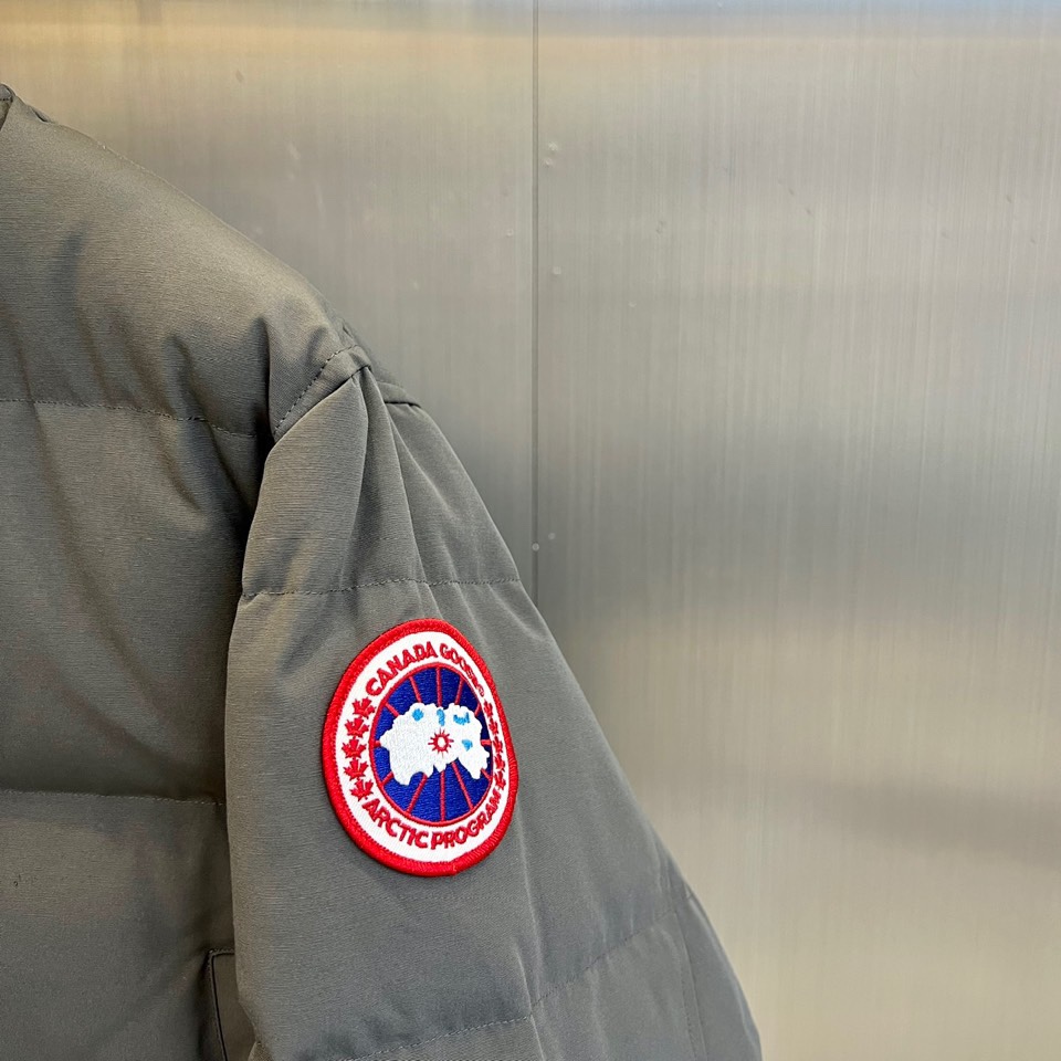 CANADAGOOSE/加拿大鹅woolford男士短款夹克外套羽绒服Canadagoose加拿大鹅Wo