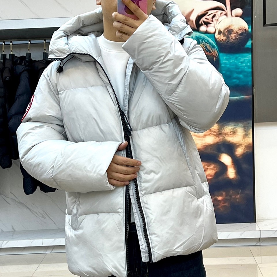 CanadaGoose/加拿大鹅24FW新款Crofton防寒保暖连帽泡芙羽绒服Crofton系列的新款