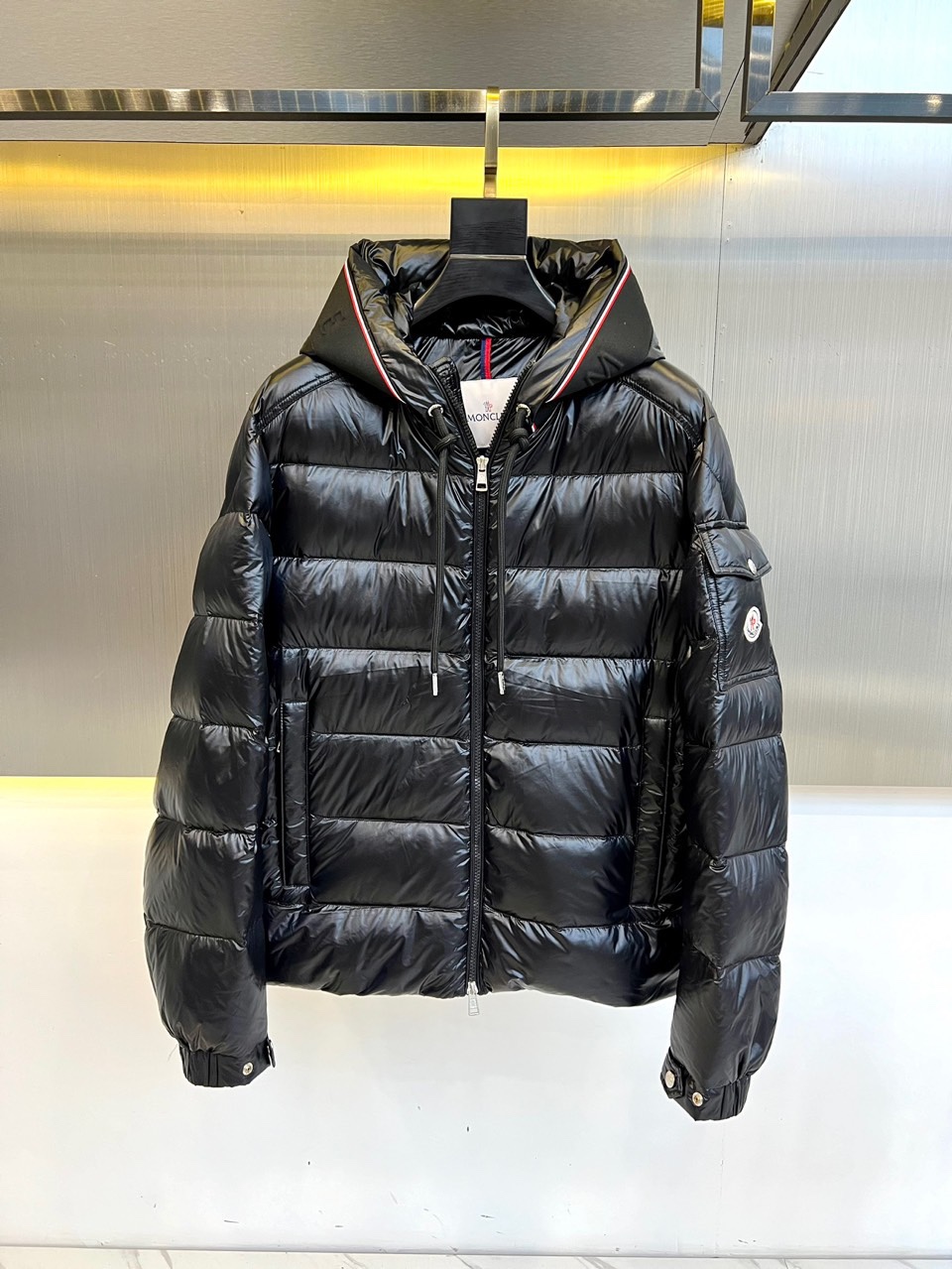 Moncler盟90纯鹅绒复刻单品24FW秋冬系列男羽绒服PAVIN蒙口连帽蓝白红边条纹带刺绣徽章外套P