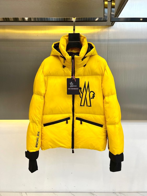 Moncler/蒙口鹅绒24款秋冬男士羽绒服滑雪系列连帽外套夹克三防面料压胶滑雪羽绒服多功能型立体剪裁设