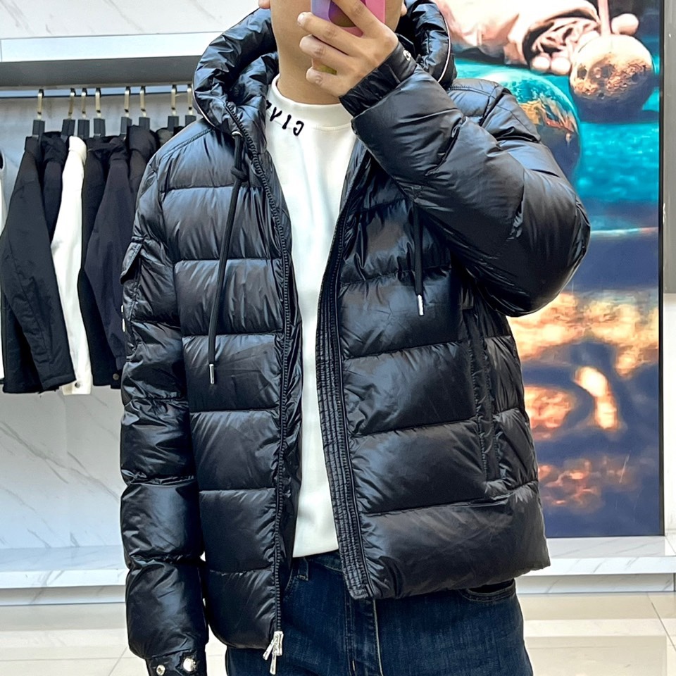 Moncler盟90纯鹅绒复刻单品24FW秋冬系列男羽绒服PAVIN蒙口连帽蓝白红边条纹带刺绣徽章外套P