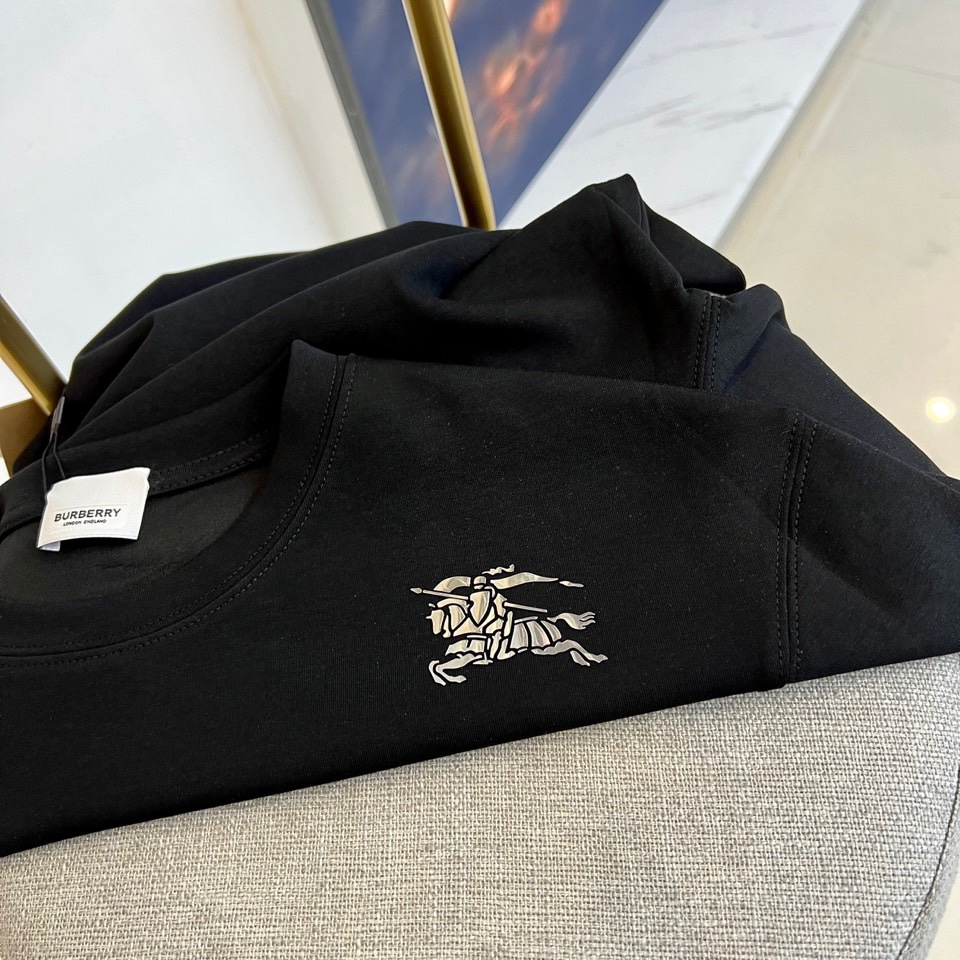 “Men’s Autumn Winter Long T-shirt: Stylish 100% Cotton Fashion for All Ages | Burbaballi 2025AW” - 图片 4