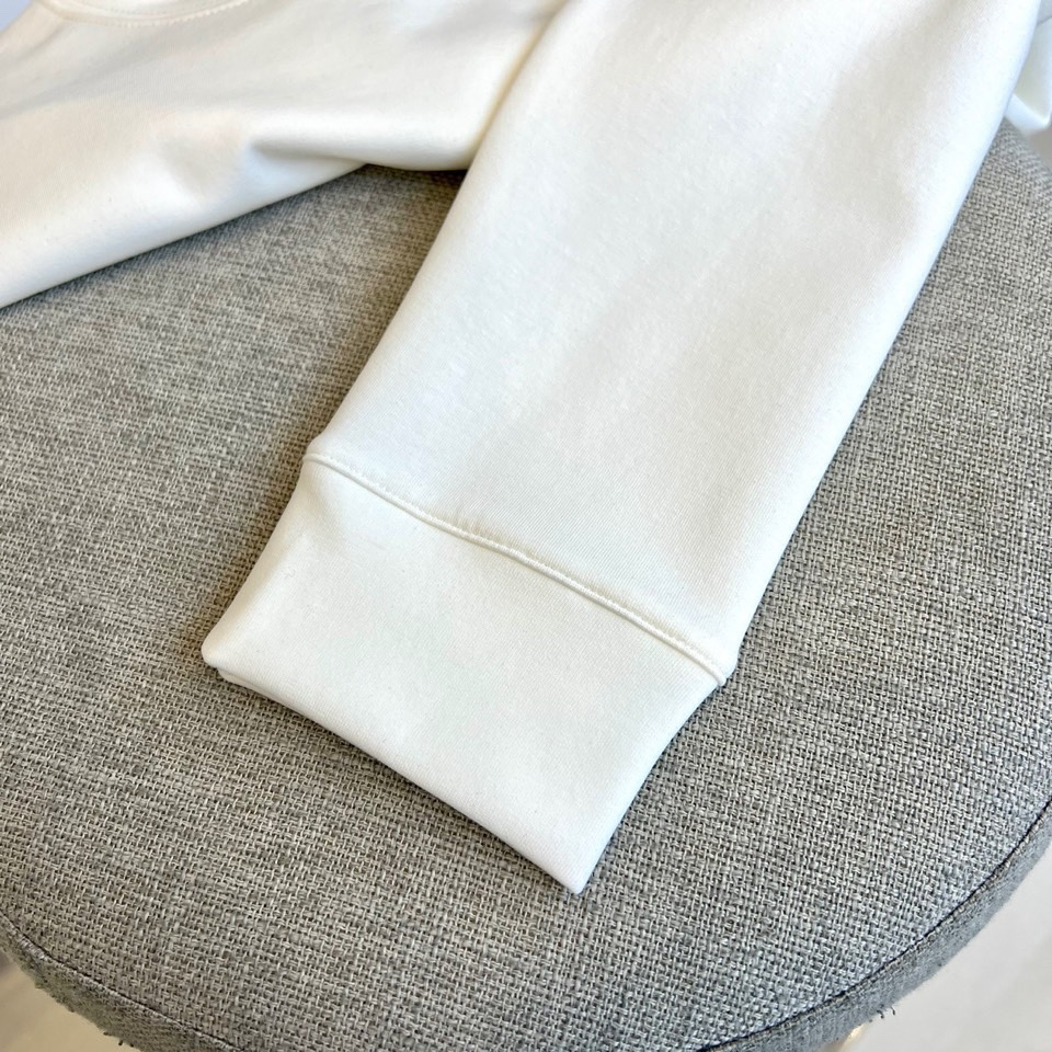 “Men’s Stylish 100% Cotton Long T-Shirt for Autumn Winter Fashion 2025AW | Brand Features, Comfortable Fit” - 图片 5