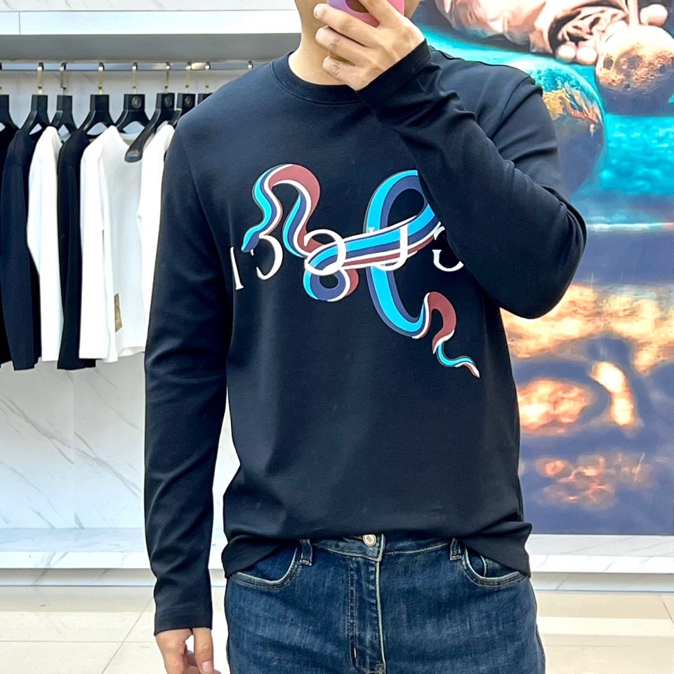 Gucci 2025 Spring Long-Sleeved T-Shirt Collection: Soft, Stylish, and Sophisticated Dual-Fabric Designs - 图片 2