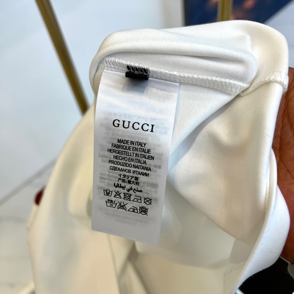 “2025 Gucci Long-Sleeved T-Shirts: High-Quality Cotton, Sophisticated Design, Cosmopolitan Style | Review” - 图片 6
