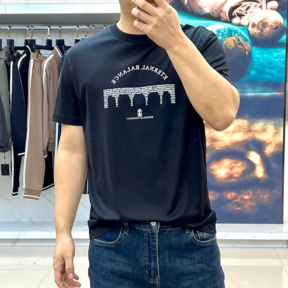 
Brunello Cucinelli/ 布鲁内洛 •库奇内利、2025春夏新款BC标志性圆领内搭短袖T