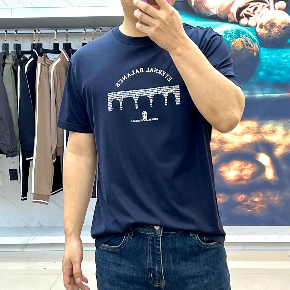 
Brunello Cucinelli/ 布鲁内洛 •库奇内利、2025春夏新款BC标志性圆领内搭短袖T